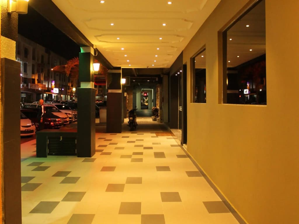 Clover Hotel - photo 15