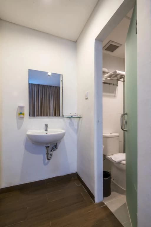 Hotel 88 Grogol by WH - photo 11