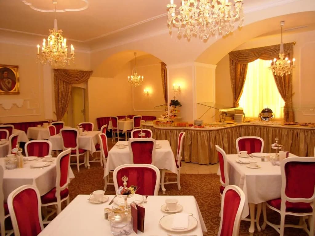 Hotel Kaiserin Elisabeth - photo 31