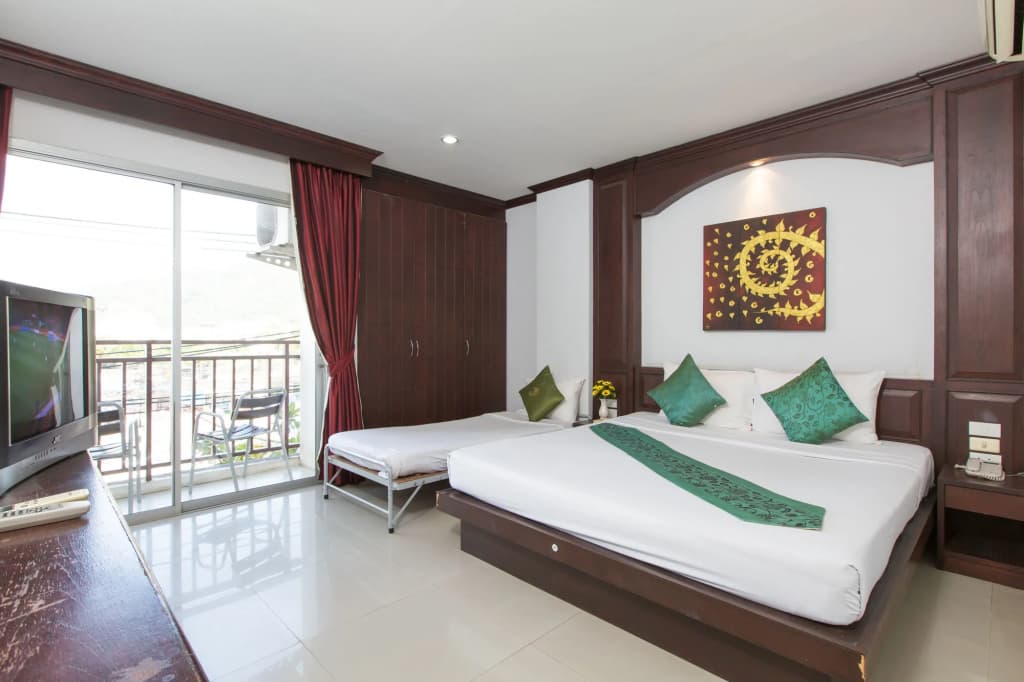 Patong Buri Hotel - photo 7