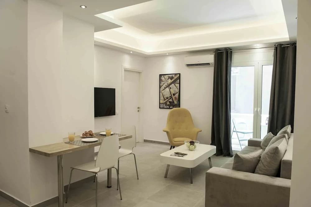 Athens Luxurious Suite Syntagma Square 4 - photo 3