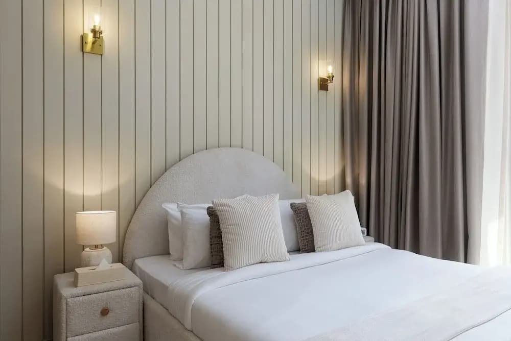 Maison Privee - Creekside Elegance w/ Canal Vws at Creek Beach - photo 1