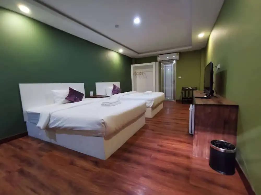The Ram Hotel - photo 4