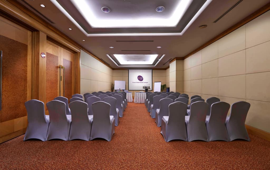 Corus Hotel - photo 17