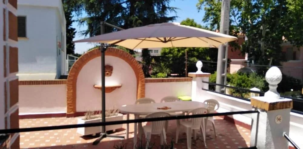 Villa Laurene Hostel - photo 13