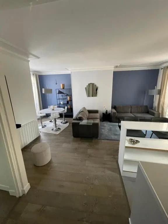 Beautiful Lincoln Apartment - photo 4