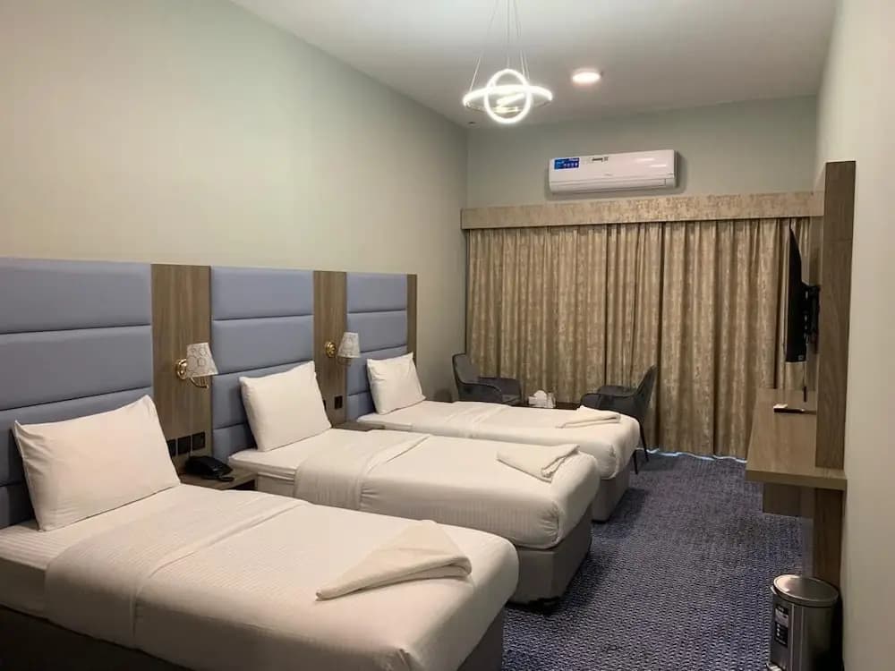 Silver Sand Hotel - photo 2