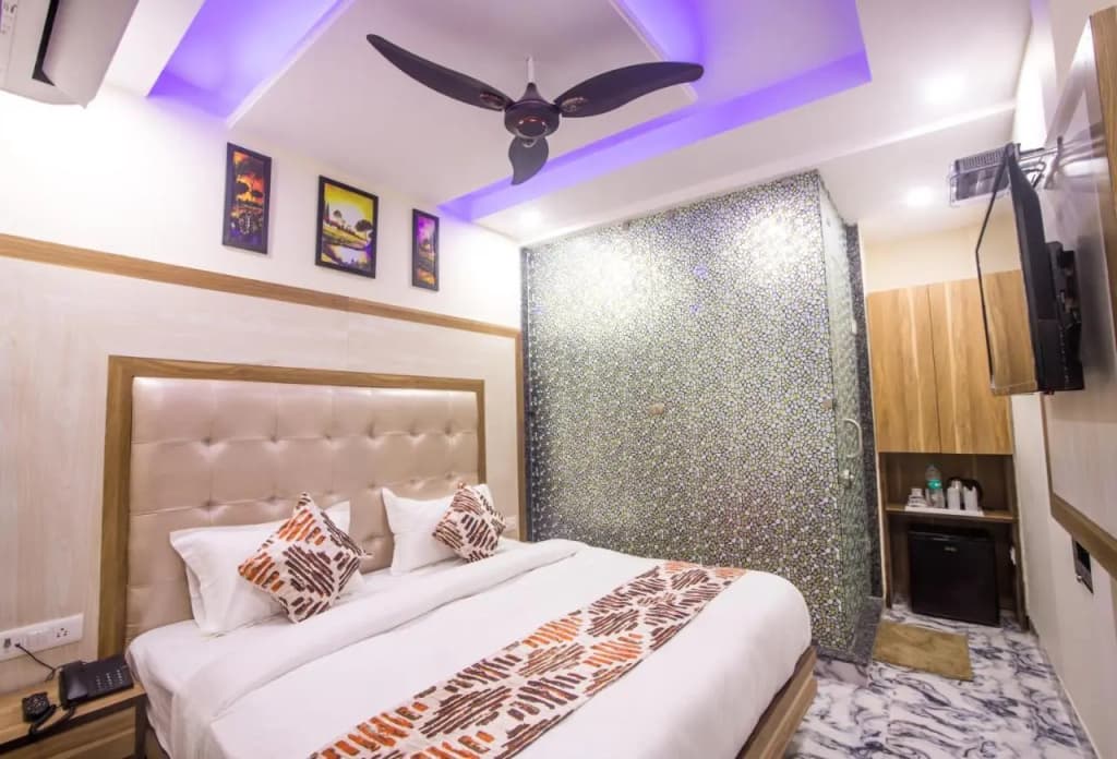 Hotel Harsha International - photo 12