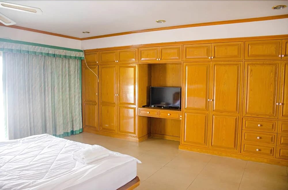 Baan Square - photo 3