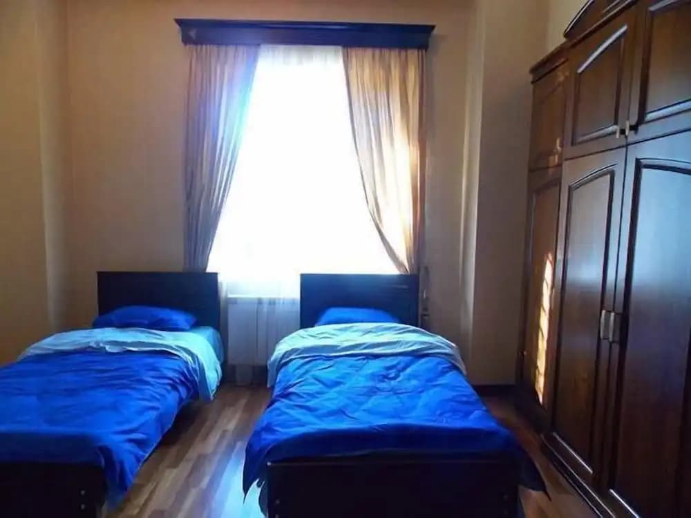 Cleopatra Palace Hostel - photo 4