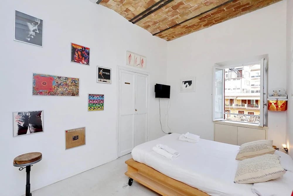 Monti Bright Apartment - photo 6