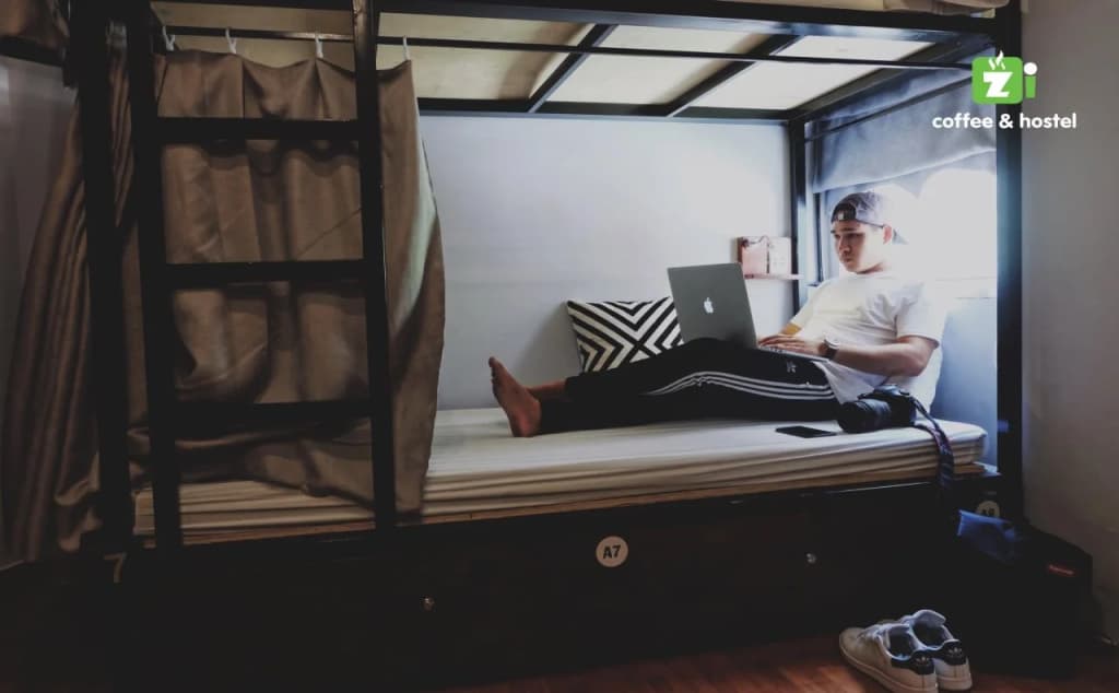 Zi Coffee & Hostel - photo 15