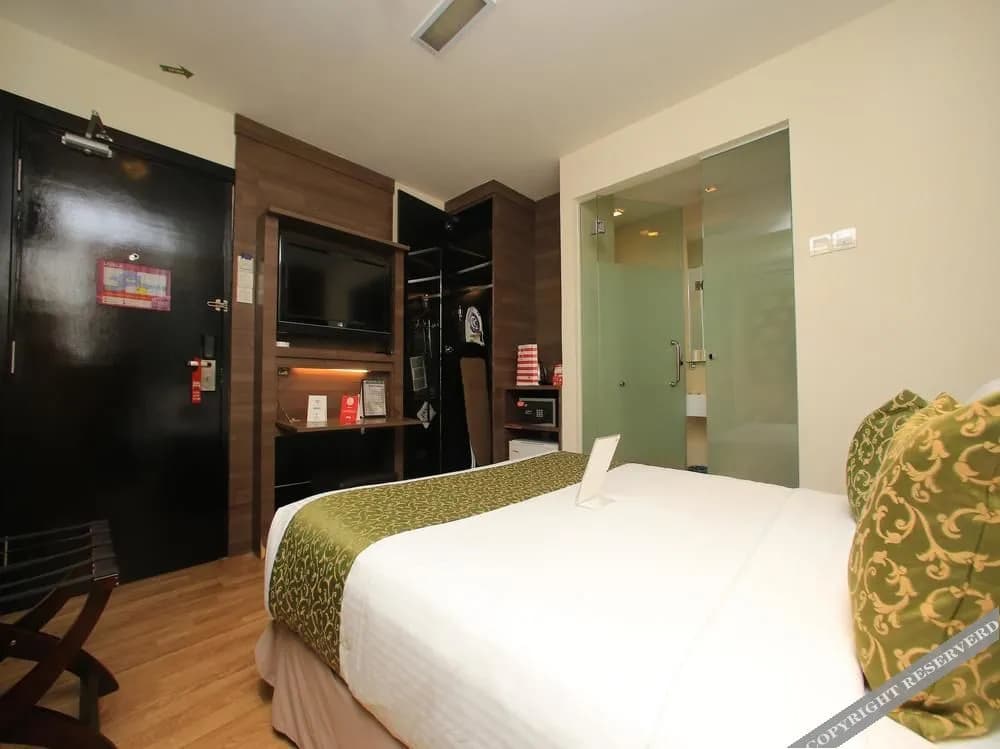 OYO 121 Frenz Hotel - photo 5