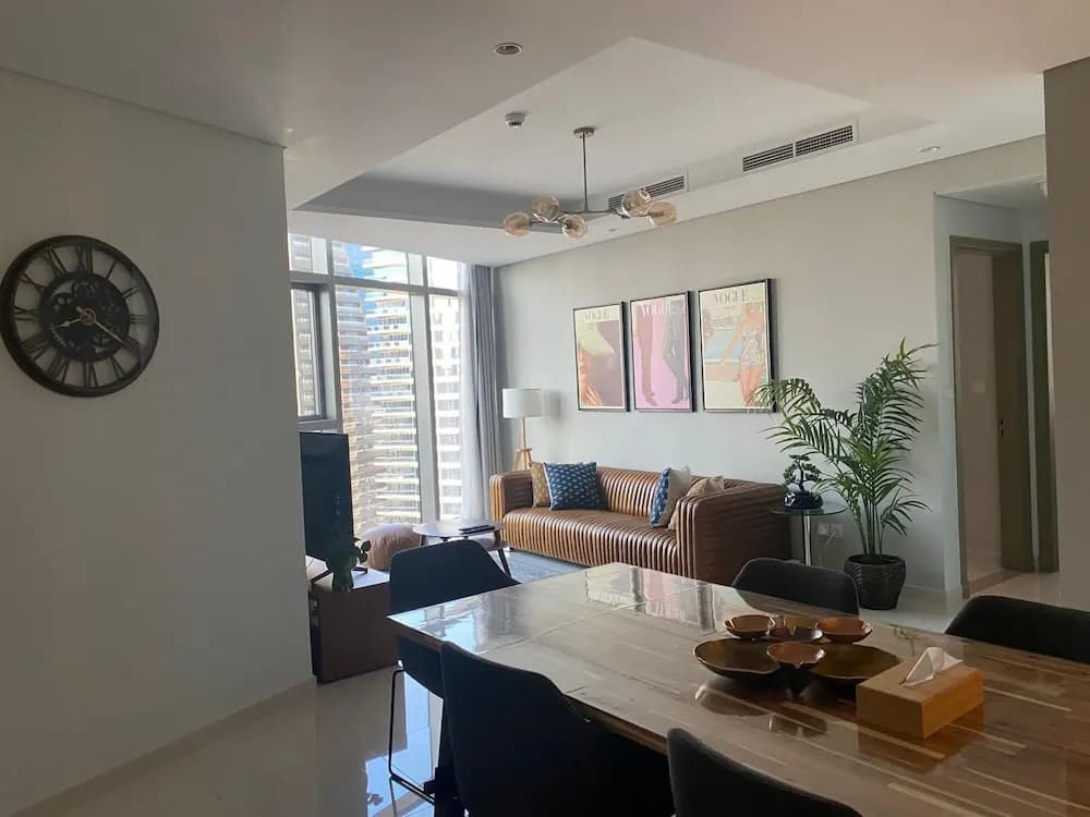 Gorgeous 2 Br in Paramount - photo 16