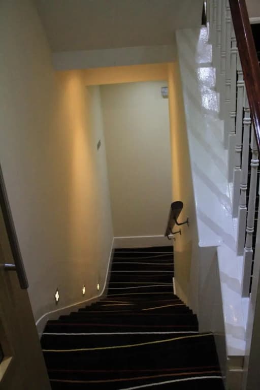 Cromwell International Hotel - photo 11