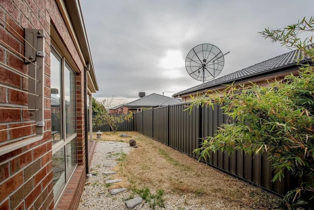 Spacious Lovely Home In Point Cook - photo 12