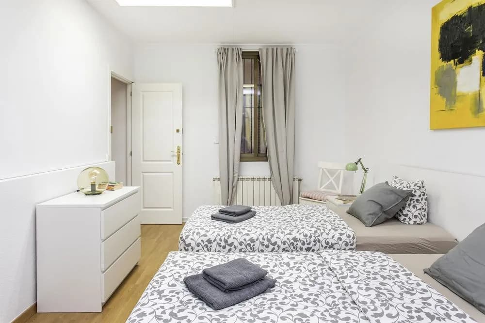Stunning Apartment Bruc - photo 18
