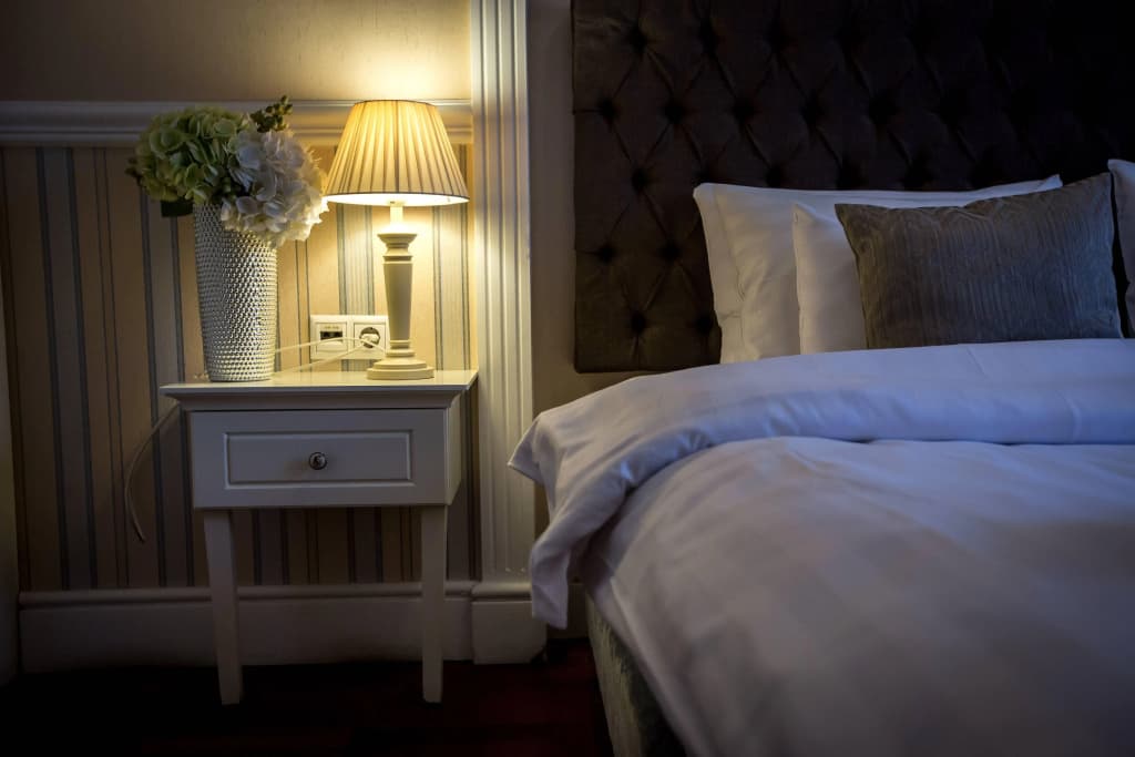 Queen's Court Hotel & Residence - photo 5