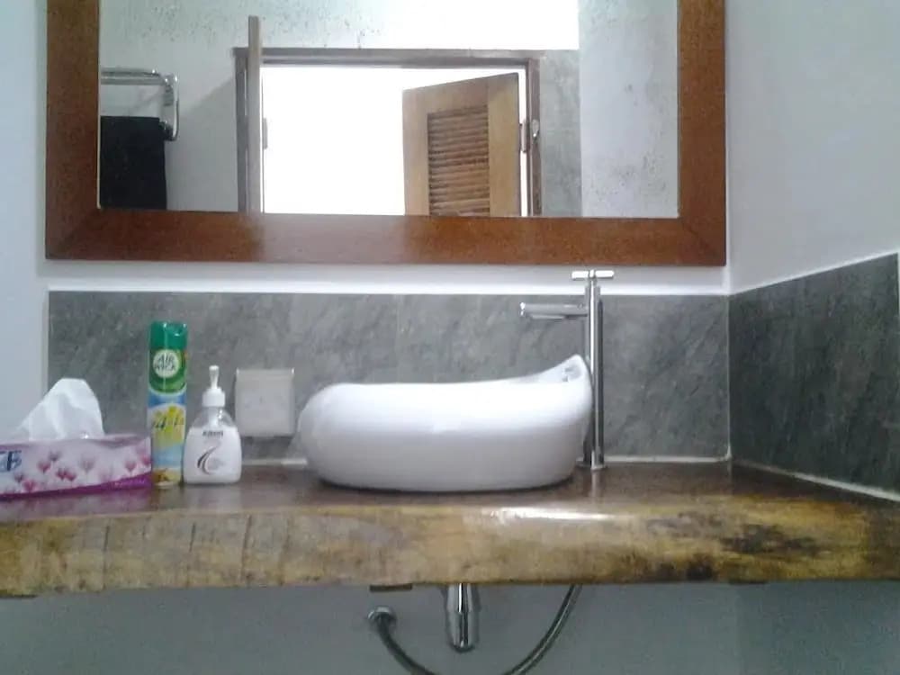 Balai Serama Guesthouse - photo 7