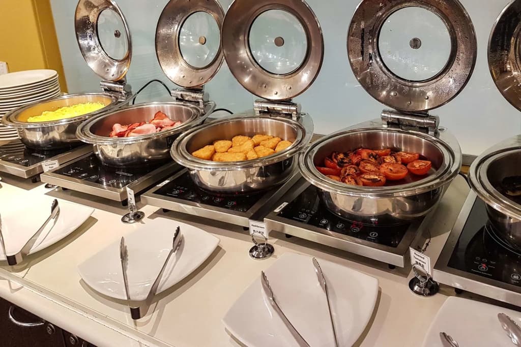 Park Inn By Radisson Melbourne Carlton - photo 12