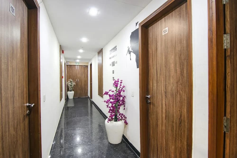 Fabhotel Ssensse - photo 15