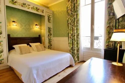 Pick A Flat's Apartement in Le Marais - rue Sainte Croix de la Bretonnerie - photo 3