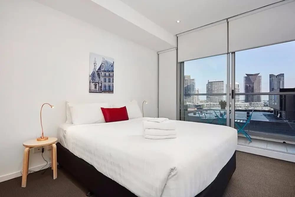 Melbourne Holiday Apartments at McCrae Docklands - photo 7
