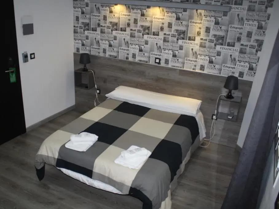 Hostal MH Fuencarral - photo 17