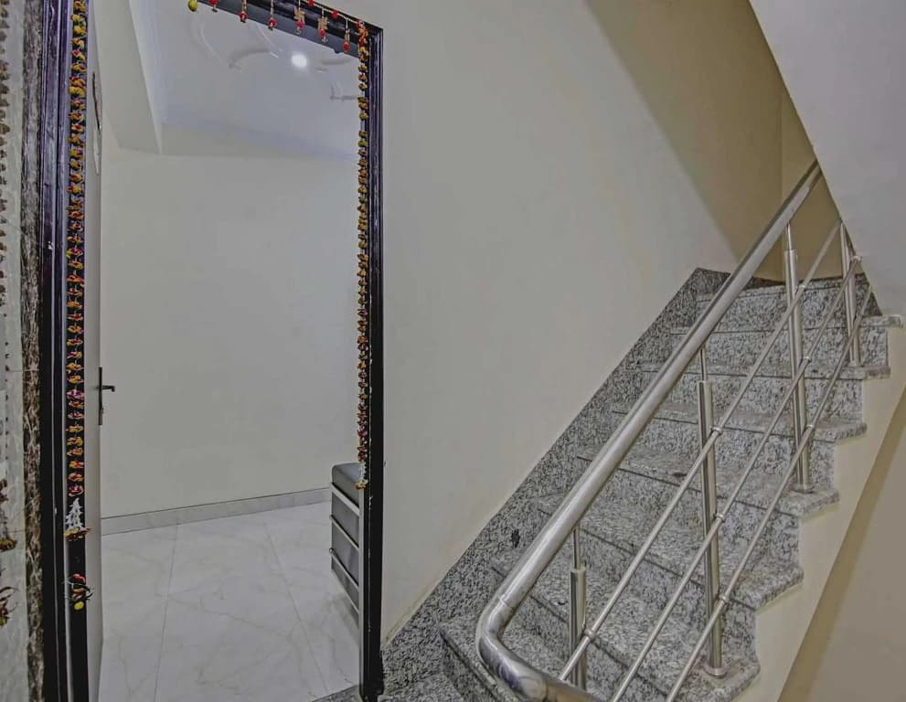 OYO Flagship IAE522 Hotel Cozzy Homes Stay - photo 12