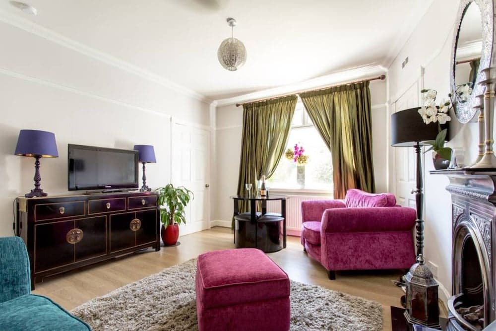 2 Bedroom Flat With Garden - photo 4
