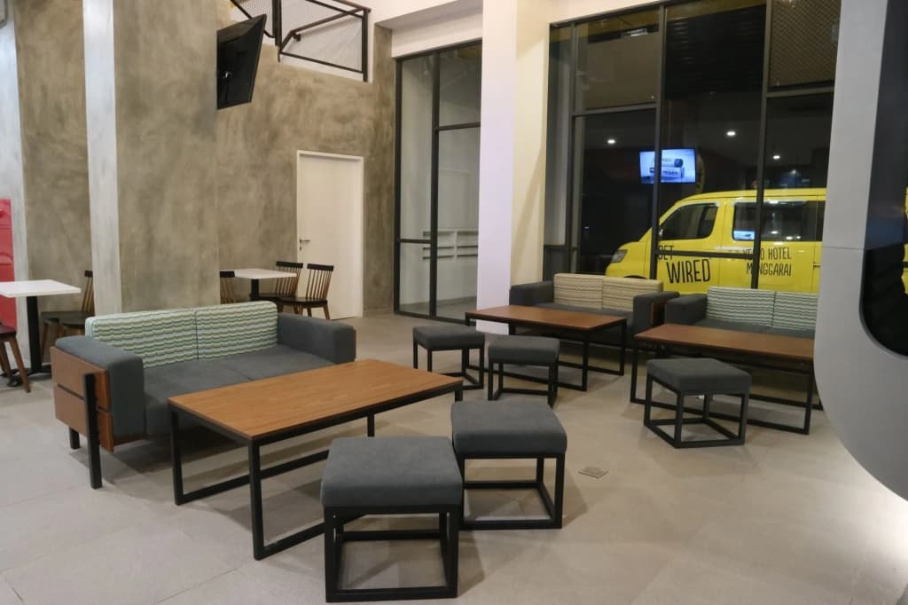 YELLO Hotel Manggarai Jakarta - photo 10