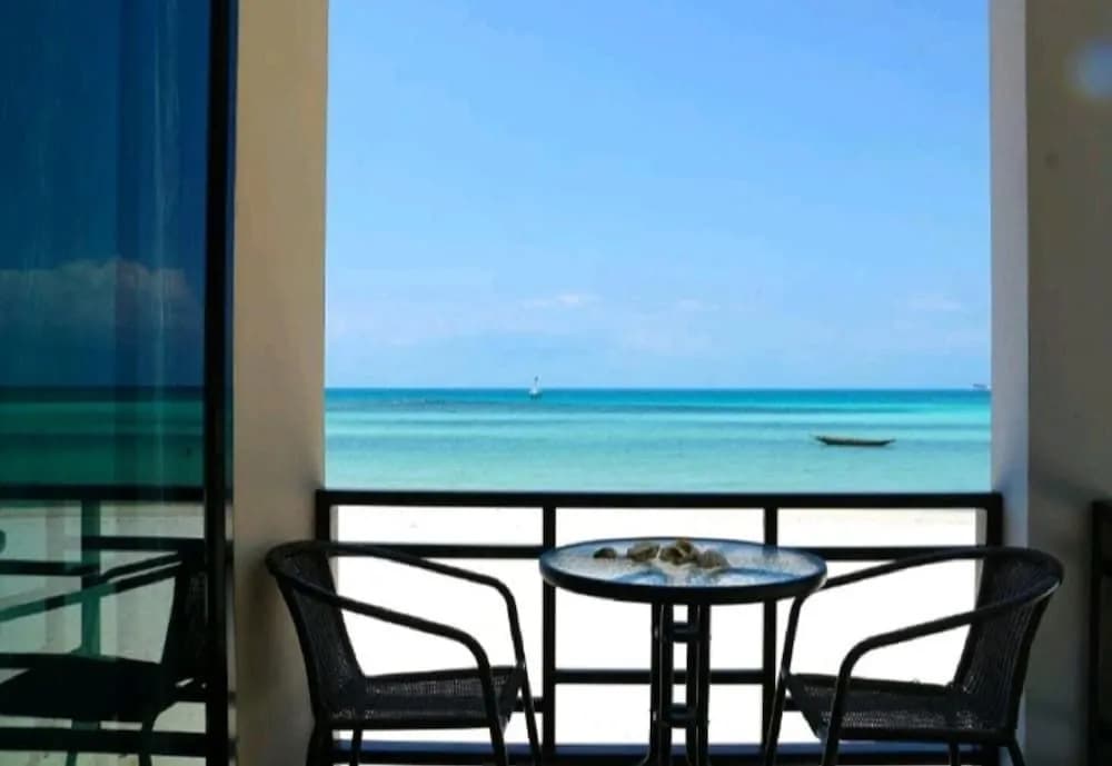 Crystal white sand resort - photo 8