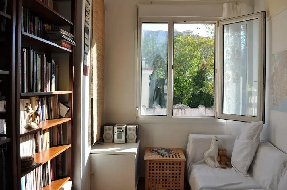 Acropolis View Super Located Studio - photo 5