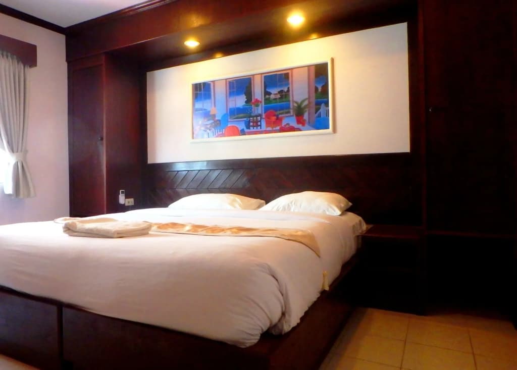 Karon Café Inn - photo 5