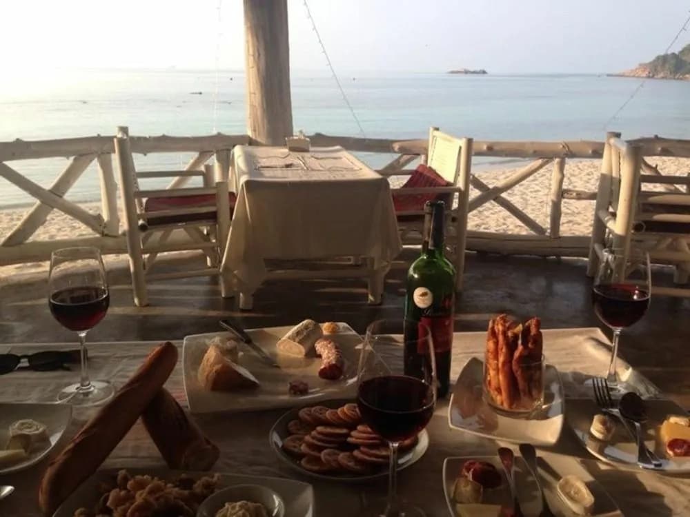Ocean View Beach Resort - photo 2