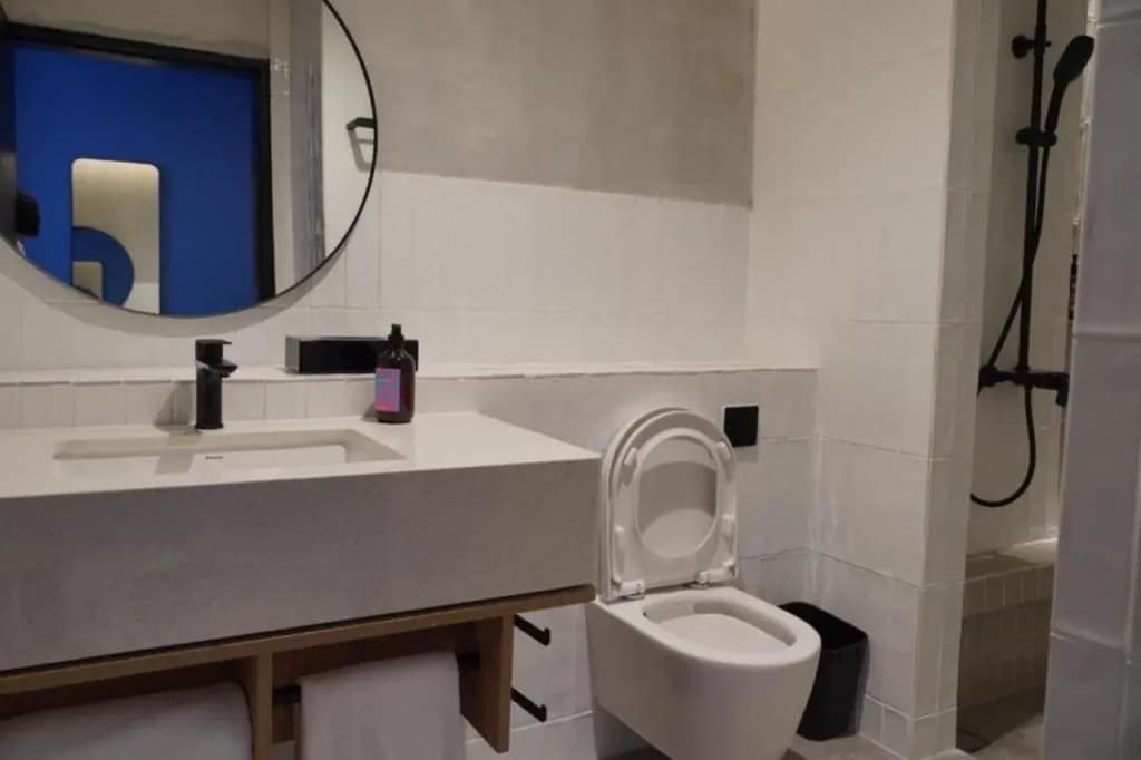 The Graph Hotel - photo 7