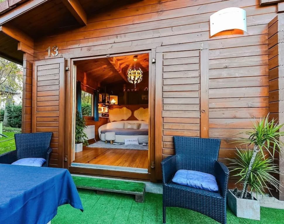 Dreamy Garden Lodge Center Berlin - photo 2
