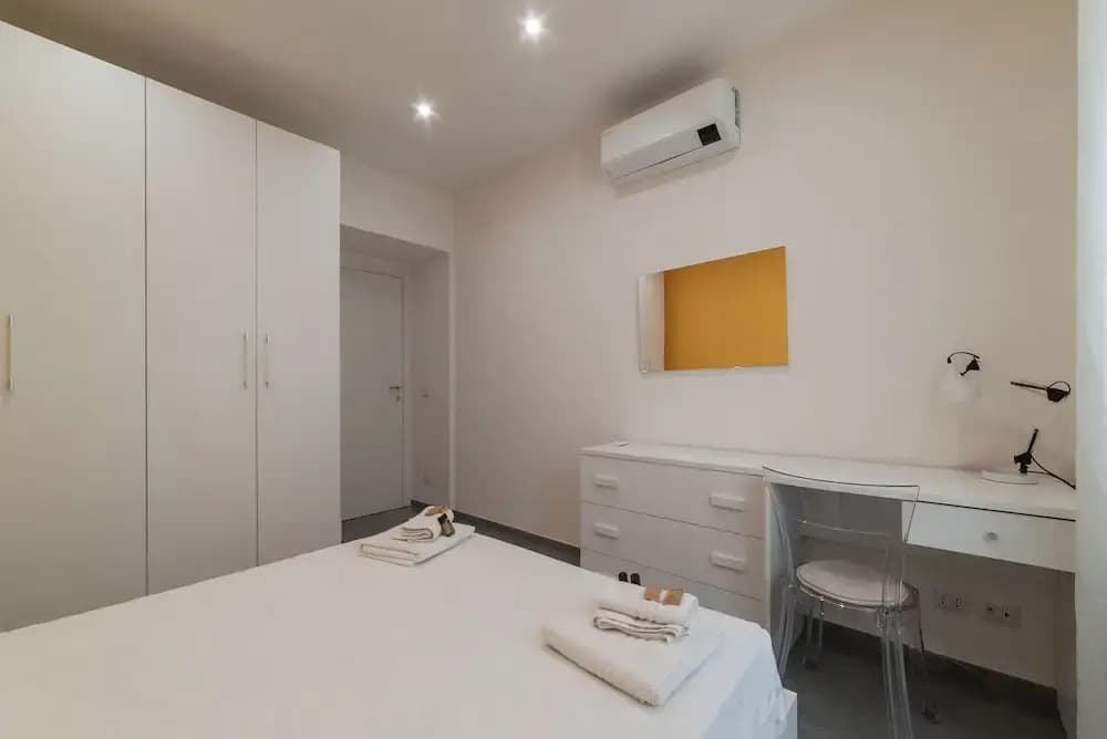 JOIVY Delightful 3-bed Flat with Balcony - photo 3