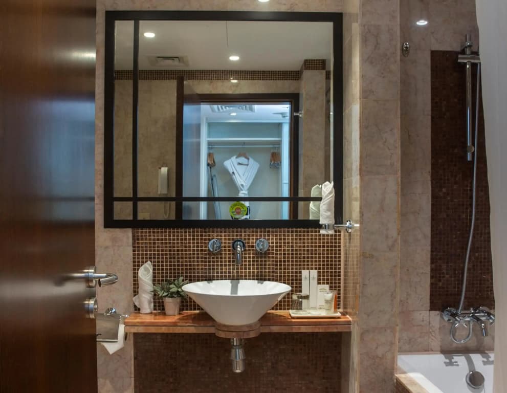 Number One Tower Suites Dubai - photo 17