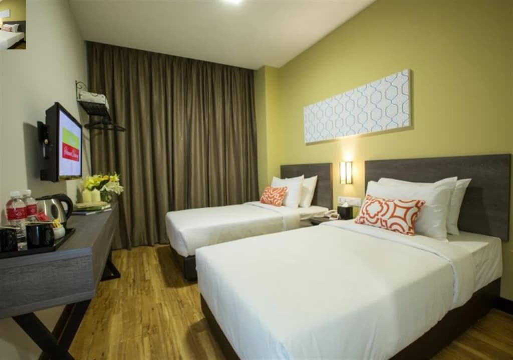 Humaira Hotel - photo 3