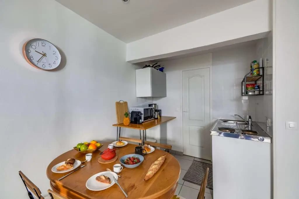 Charming Flat - 6 Mins to Gare Du Nord Metro - photo 8