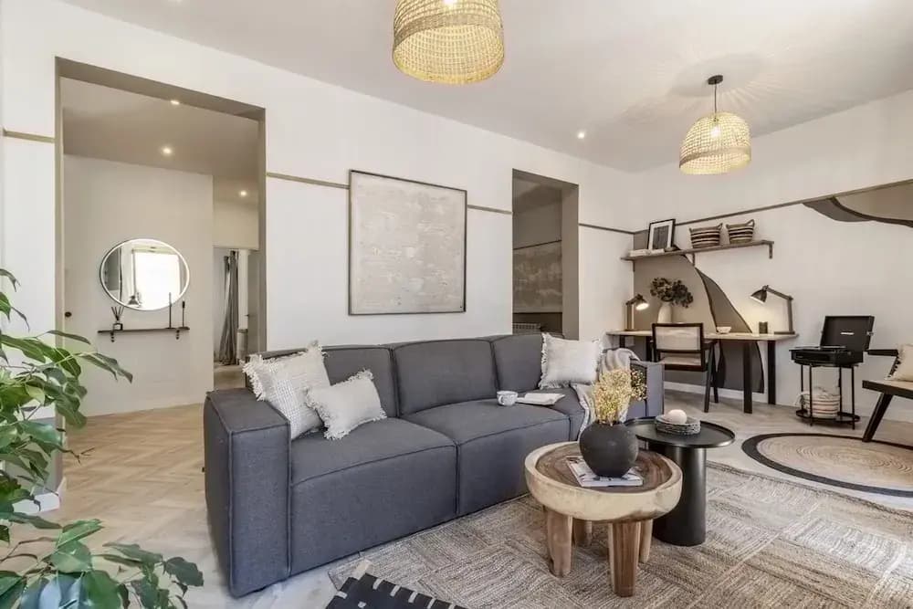Eriste - 2 Bedrooms in Malasa a - photo 2