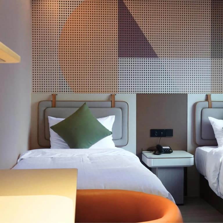 Hotel 165 - photo 26