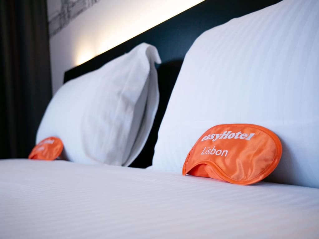 easyHotel Lisbon - photo 14