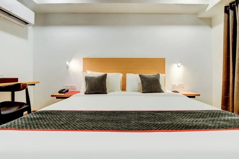 OYO Townhouse 115 Patel Nagar - photo 2