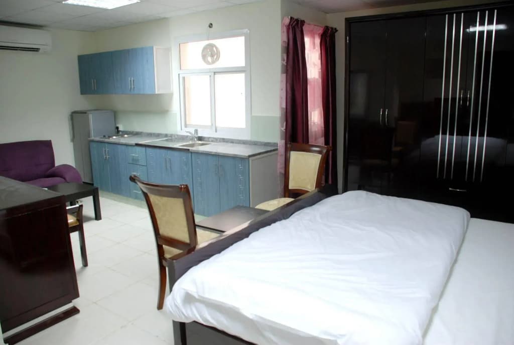 The Paradise Inn - photo 2