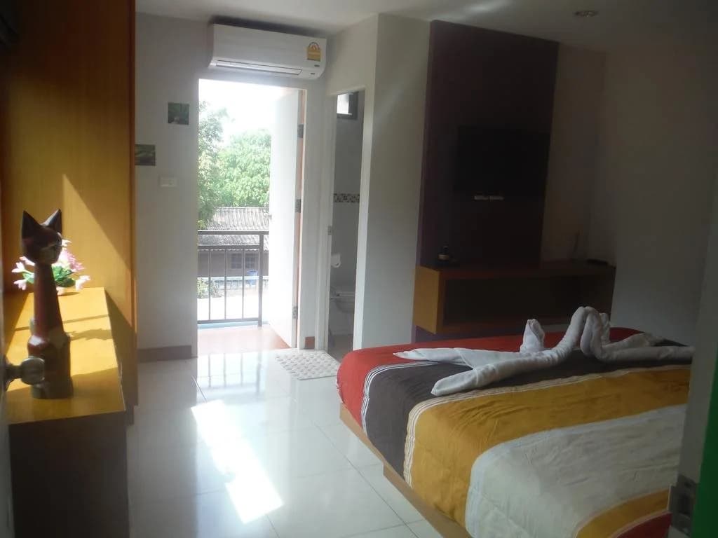 Corsica Guesthouse - photo 1