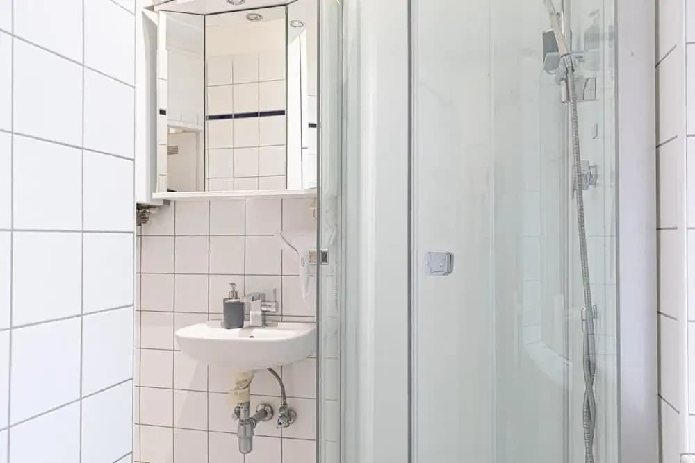 Pleasant 2BR shared Apt. Margareten - photo 11