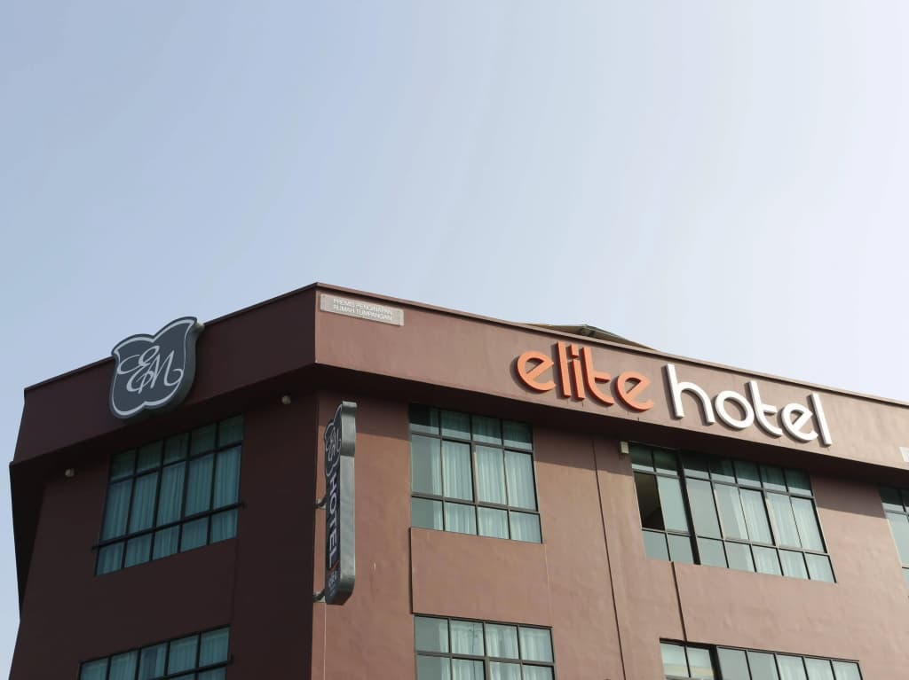 Elite Hotel Muar - photo 1