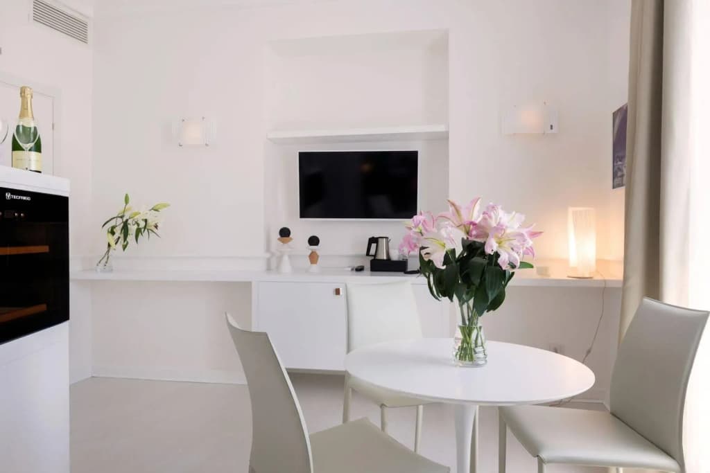 49 Navona Luxury Suite & Apartment Hotel - photo 19